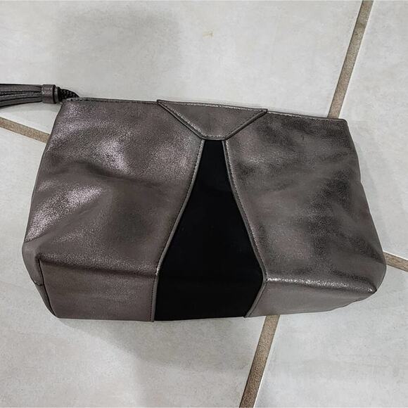 Stella & Dot Silver Metallic Black Clutch‎ 6.5 x 10 - Picture 8 of 9